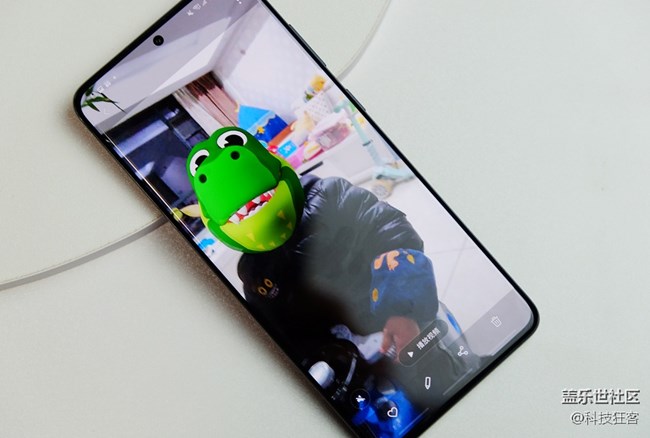 相機(jī)AR區(qū)功能，感受虛擬和現(xiàn)實(shí)結(jié)合的樂(lè)趣