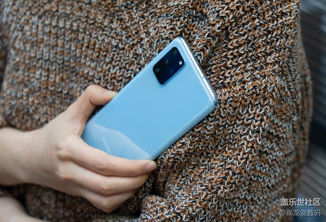 用過三星手機(jī)之后，看其它手機(jī)都很丑~你們也有這種感覺么？