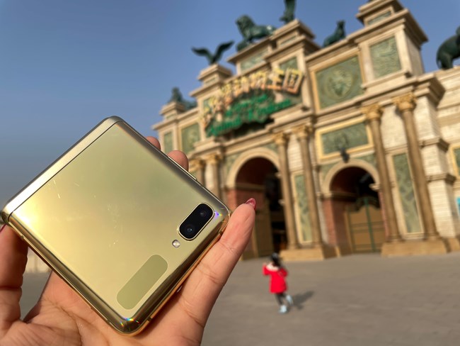 深深的種草三星z flip