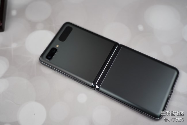 小巧可愛的Z Flip 5G