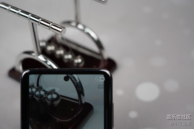 Z Flip 5G的副屏使用