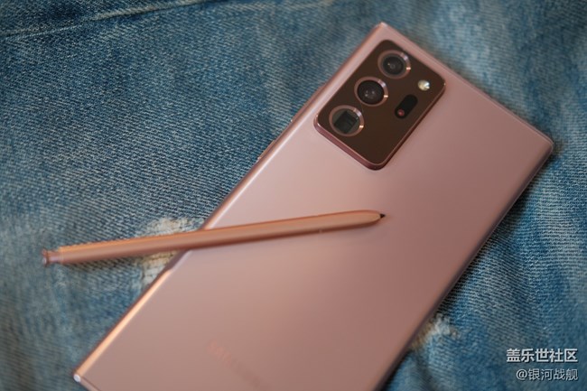 Note 20 Ultra依然是那么硬朗且時尚