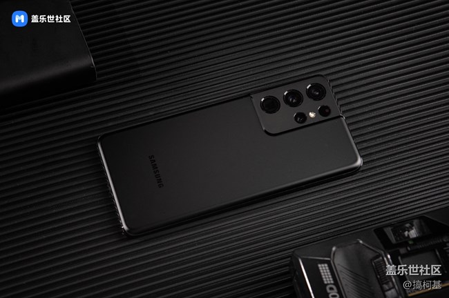 深邃黑色穩(wěn)重的氣息 Galaxy S21 Ultra 5G上手圖賞
