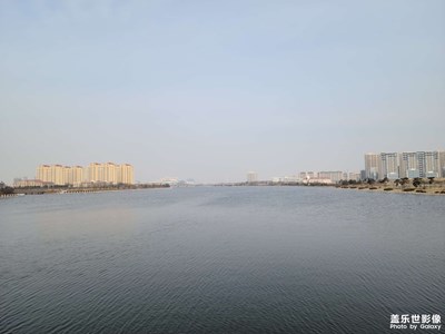 每座城都應該有條河相伴