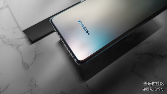 【美圖賞】Galaxy S21 Ultra 5G-未來的結(jié)合與古典的相交