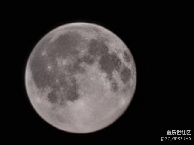 S20U更新 OneUI 3.1，拍個(gè)月亮試試。