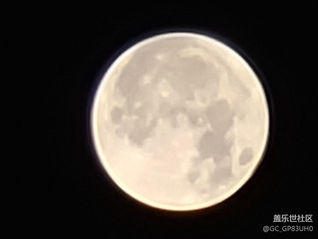 S20U更新 OneUI 3.1，拍個(gè)月亮試試。