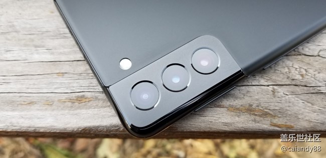 S21+ 5G 評測，屏大邊窄，兼顧手感與續(xù)航的旗艦