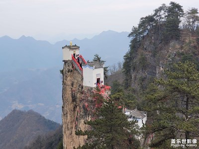 陜西鎮(zhèn)安塔云山