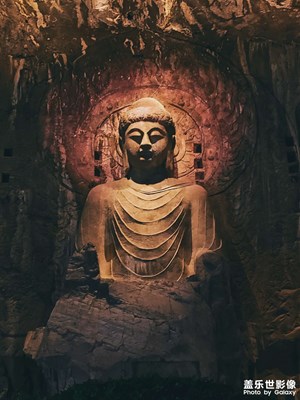 洛陽(yáng)龍門石窟