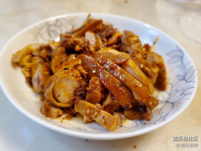 【三月美食】+白砍兔＆紅油兔