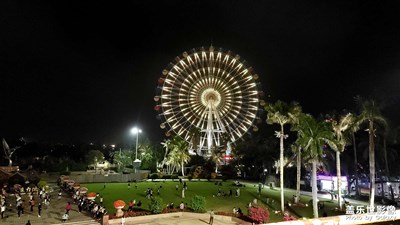 小城春夜