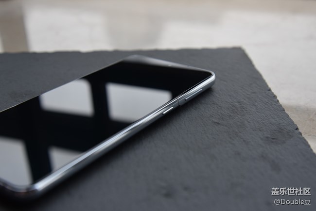 Galaxy S21+簡(jiǎn)鑒：真正的平直旗艦