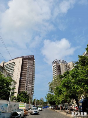 鳳凰島對(duì)岸