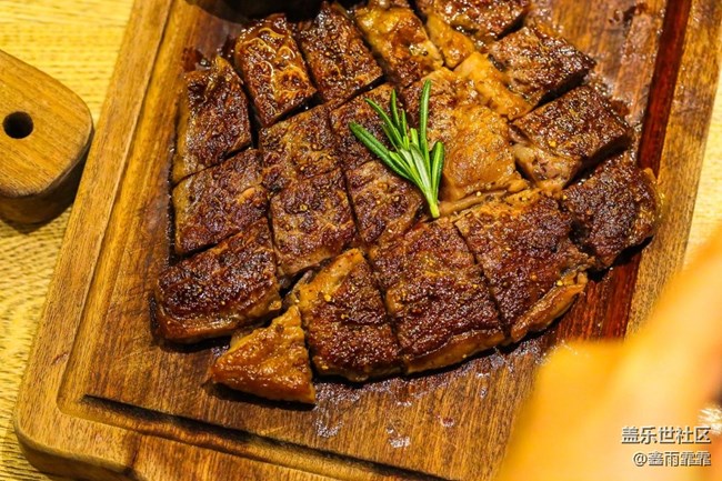 “假牛肉”到底是什么樣？網(wǎng)友：日常吃到牛肉可能是假的