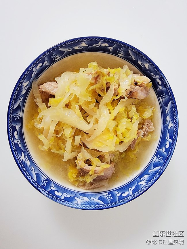 【美食制作】東北酸菜怎么做最好吃？