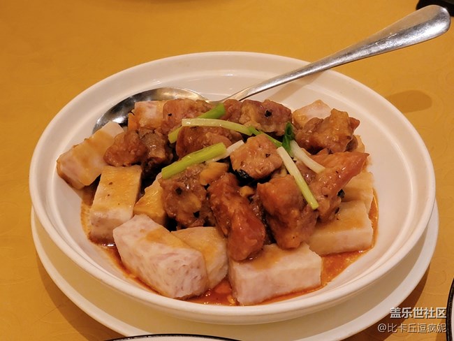 推薦一家藏在三里屯角落里的粵式菜館——獅子山下