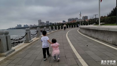 哥哥和妹妹