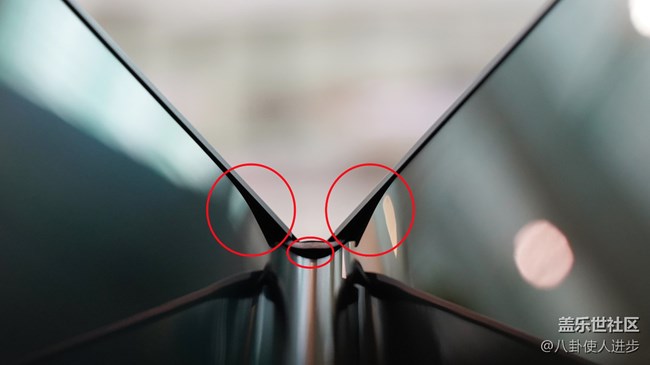 三星Galaxy Z Fold2：不僅是內(nèi)屏多了一個攝像頭那么簡單！