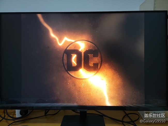 【三星智慧顯示器星粉體驗(yàn)團(tuán)】開箱“大家伙”