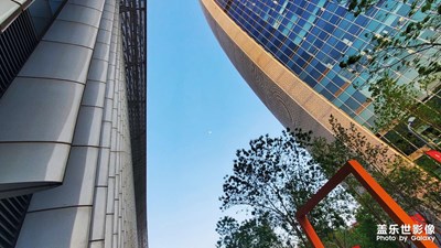【霸屏朋友圈】+ 下班散步