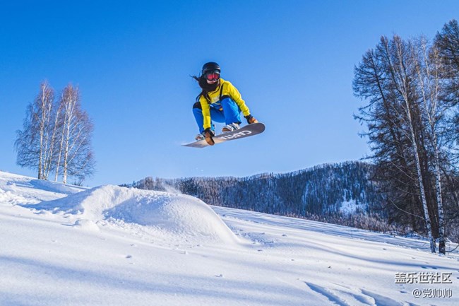 新疆探尋雪源之旅VLOG 美麗峰村落的慢生活 新疆探尋雪源之旅VLOG 美麗峰村落的慢生活
