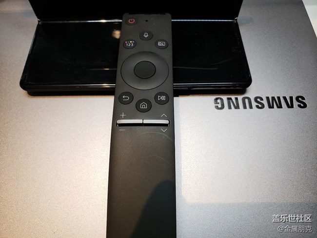 【三星智慧顯示器星粉體驗(yàn)團(tuán)】“智慧”辦公，“輕享”娛樂