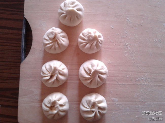 【五一霸王餐】茄子餡兒的包子