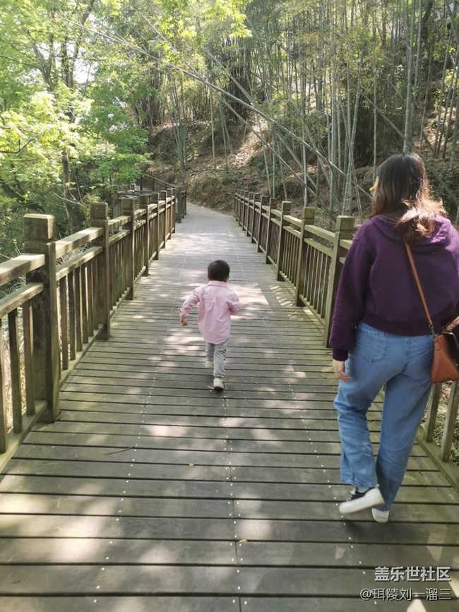 【媽媽我想對你說】+節(jié)日快樂