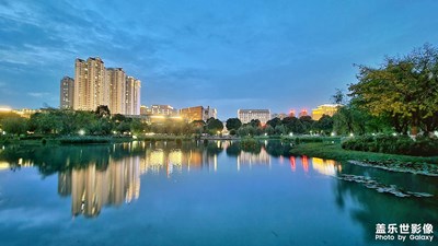 【家園麗景】+家門(mén)口的社區(qū)小公園
