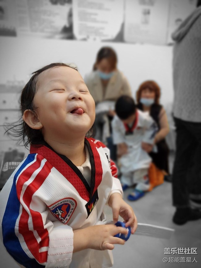 【A52評(píng)測體驗(yàn)】定位中端，實(shí)力不凡，全新Galaxy A52 5G