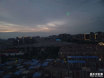 今天的晚霞
