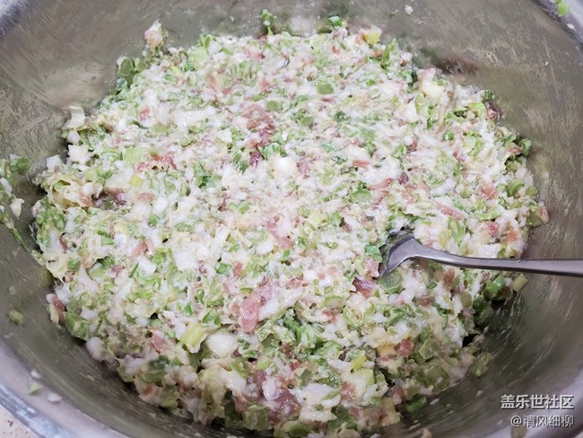 【初夏家常菜】+端午節(jié)必備的筍干四季豆包子提前獻(xiàn)上