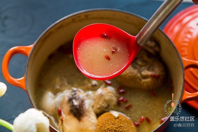 76歲媽媽每次燉雞都會(huì)加它，不僅味道鮮美，而且滋潤(rùn)又爽滑