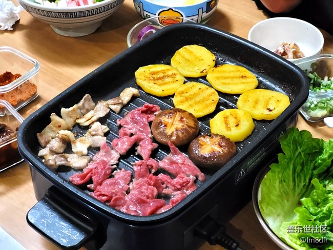 星幣兌換：價(jià)值1399元的摩飛多功能料理鍋套裝