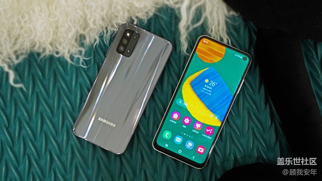 5G手機擔心輕薄和續(xù)航難兼顧？“它”讓你輕松改觀