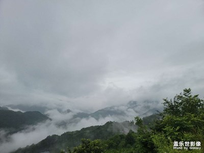路上風(fēng)景