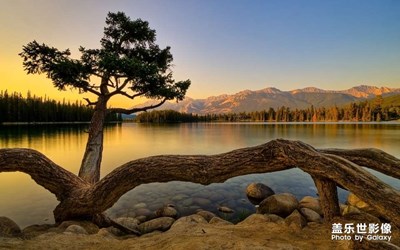 山清水秀