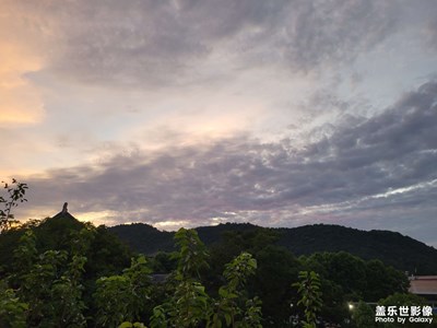 晚霞