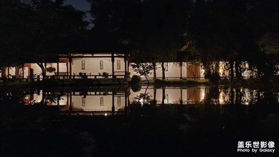 住了個酒店，環(huán)境非常漂亮，非常漂亮。
