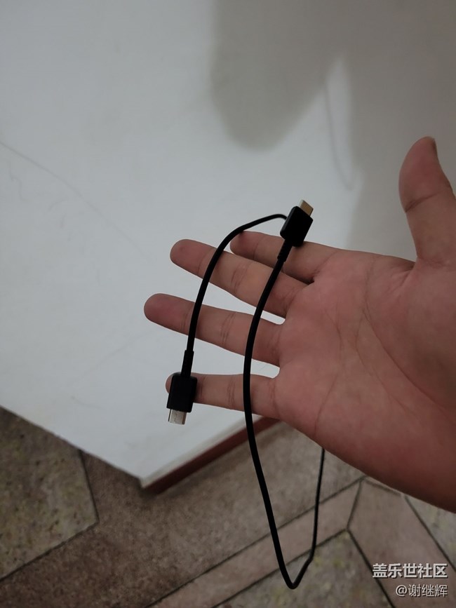 s21給個繩子當手環(huán)玩？