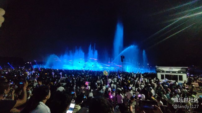 這里是+大沈陽(yáng)渾南音樂(lè)??噴泉