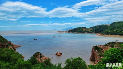 夏日的海邊