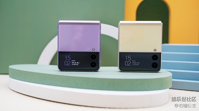彰顯品位的時(shí)尚單品 三星Galaxy Z Flip3 5G美圖賞 彰顯品位的時(shí)尚單品 三星Galaxy Z Flip3 5G美圖賞