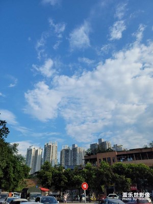 拍照很不錯呀！