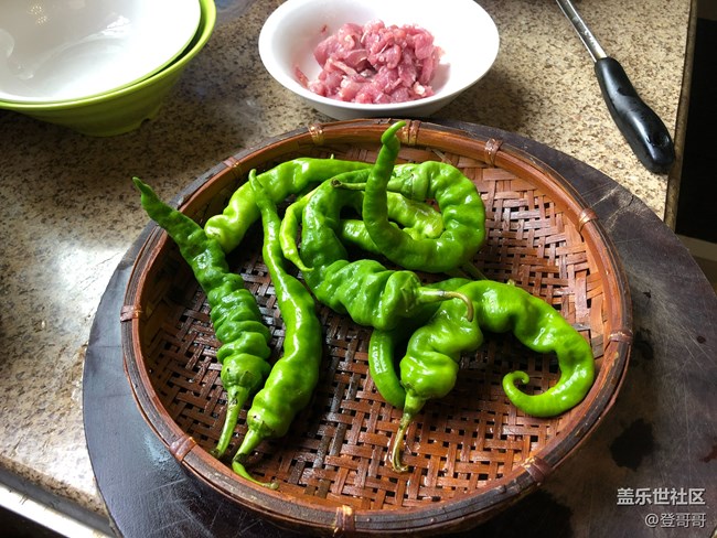 老干媽青椒炒肉