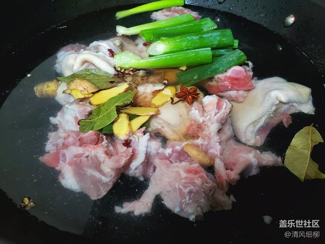 【暑期美食分享】+白蕓豆燉豬手