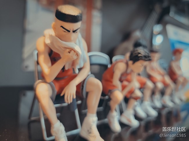 【家中小景】書桌上的童年