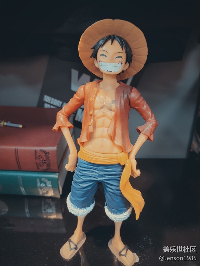 【家中小景】書桌上的童年