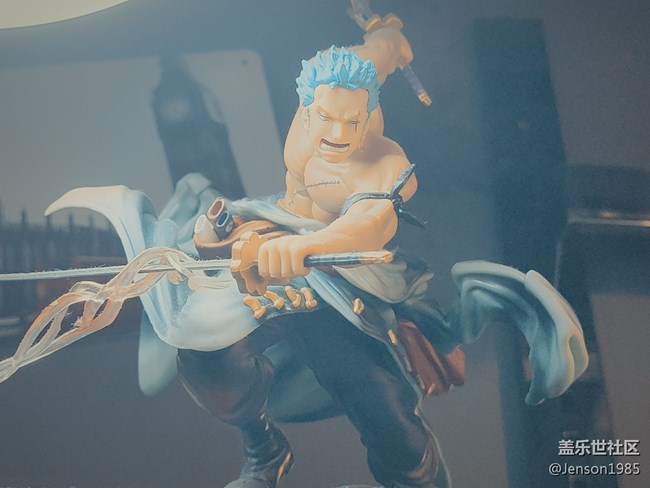 【家中小景】書桌上的童年